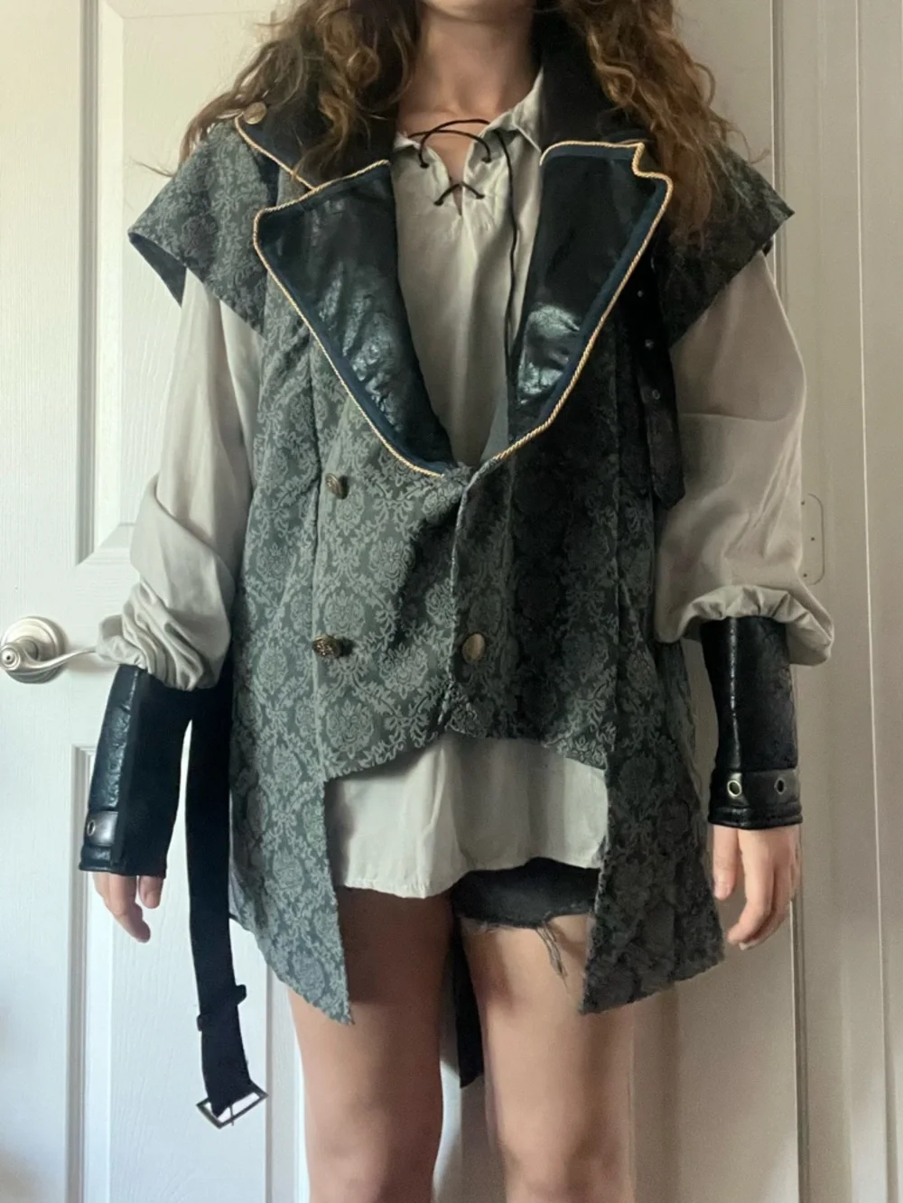Spirit Halloween Pirate Costume - Picture 14 of 15